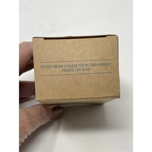 Avon Gift Collection New in Box Teddy Bear on Sled Christmase Ordainmen - Picture 4 of 7
